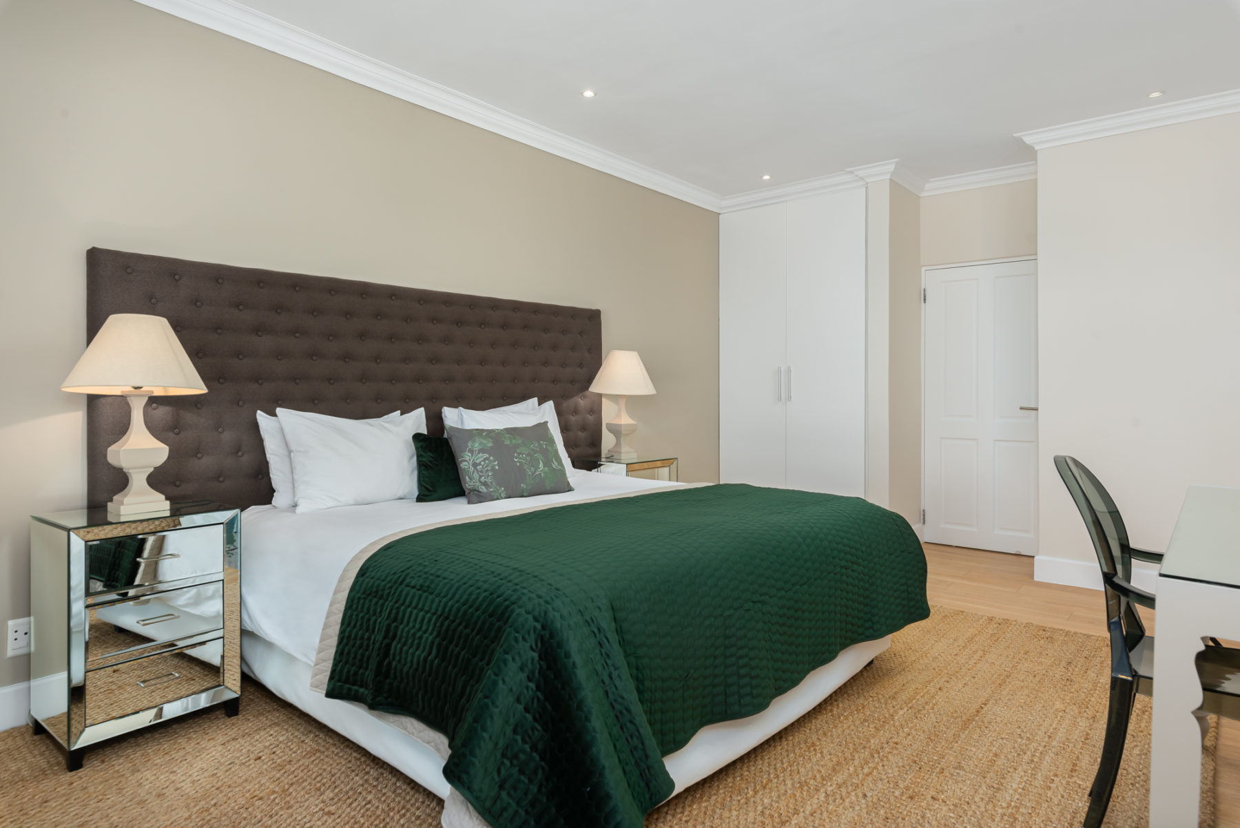 15 Ottawa Bedroom 2