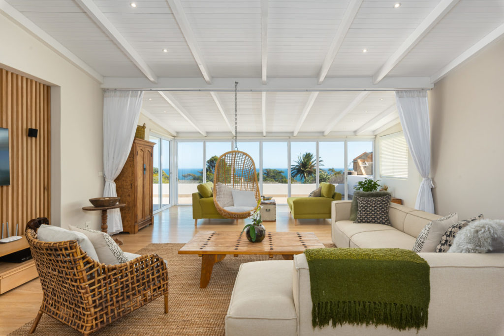 feature02-villa-rental-cape-town-camps-bay-cloud-house