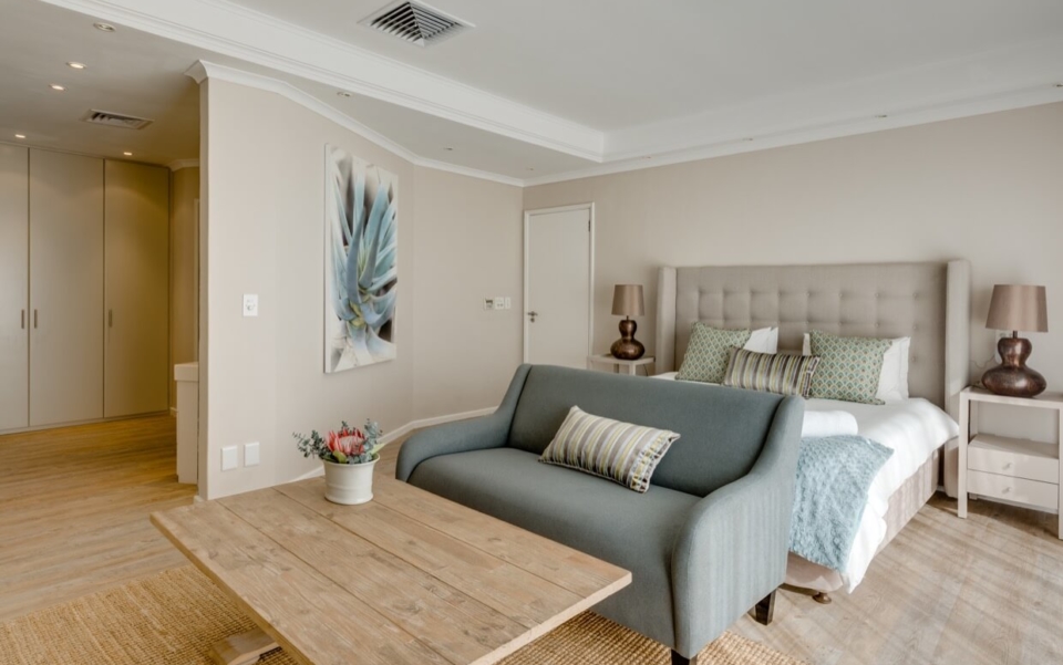 Luxury Cape Town Camps Bay Villa 15woodford Main Bedroom