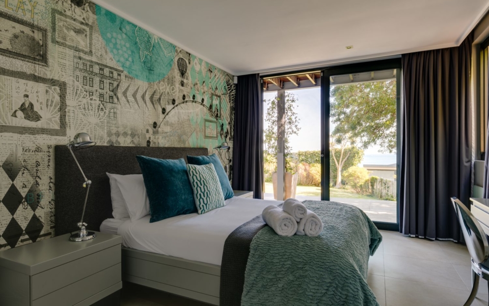 Luxury Villa Rental Cape Town Camps Bay Hely Horizon Bedroom 2 New