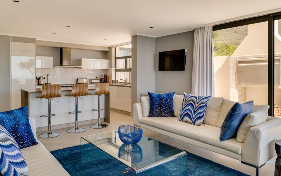 Luxury Villa Rental Cape Town Camps Bay Hely Horizon Living08