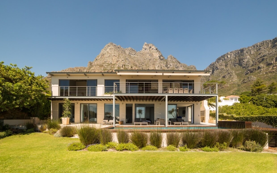 Luxury Villa Rental Cape Town Camps Bay Hely Horizon Outdoor01