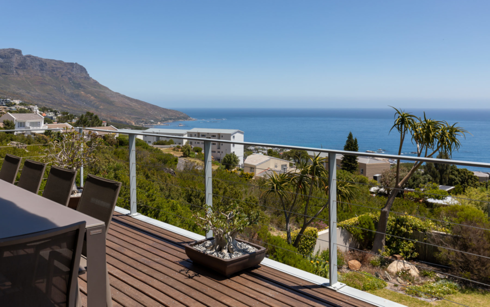 Luxury Villa Rental Cape Town Camps Bay Hely Horizon Upper Deck Dining