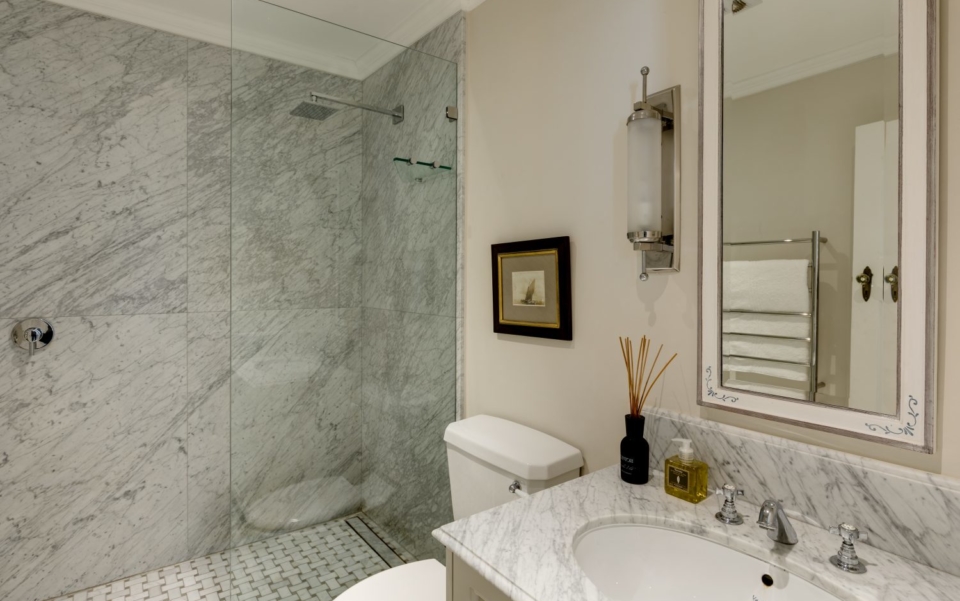 Luxury Cape Town Camps Bay Villa Granny Flat Bathroom