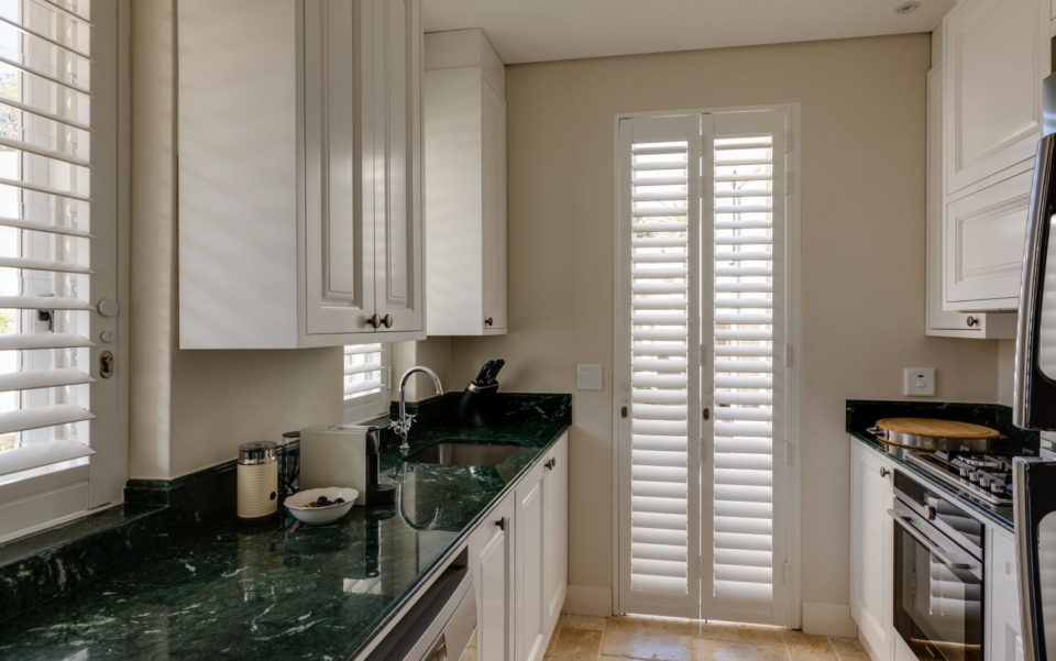 Luxury Cape Town Camps Bay Villa Pavilion Kitchenette