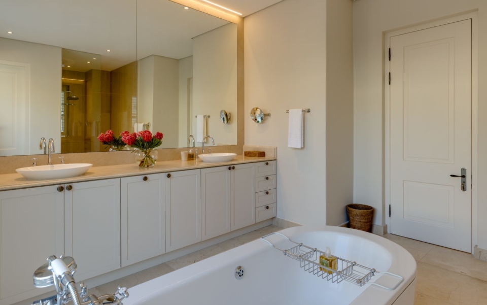 Luxury Cape Town Camps Bay Villa Pavillion Bathroom 2