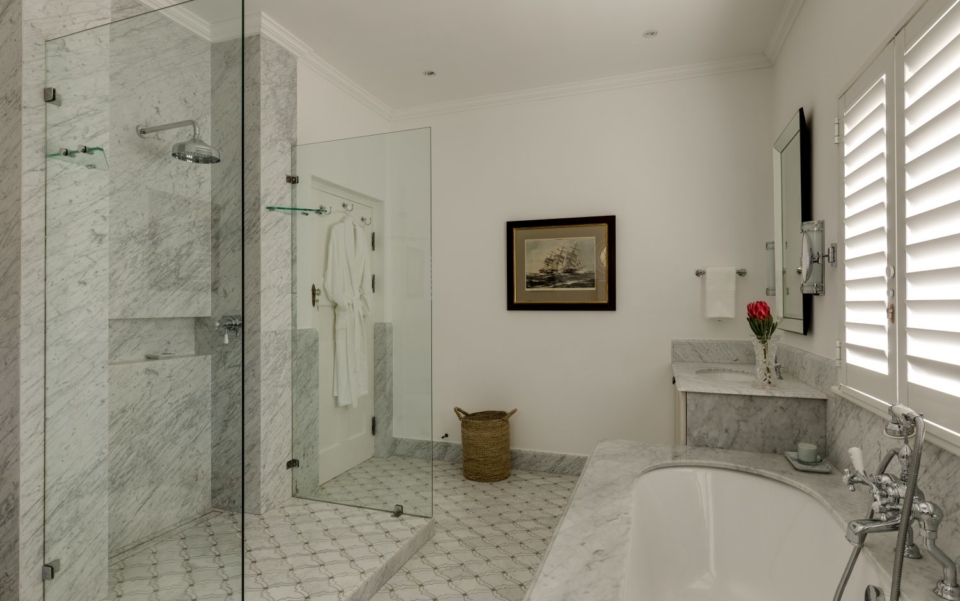 Luxury Cape Town Camps Bay Villa Bathroom 2