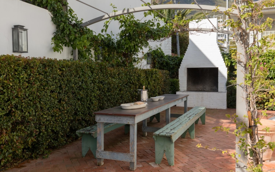 Luxury Villa Rental Cape Town Camps Bay Linda Vista Courtyard