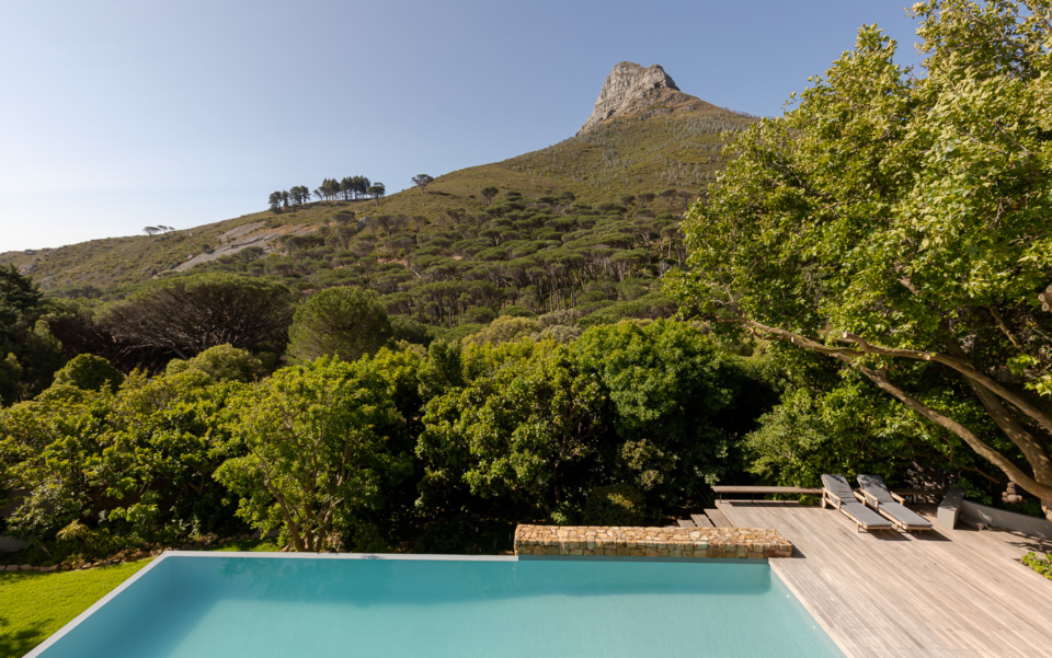 Luxury Cape Town Camps Bay Holiday Villa Le Thallo Lions Head Pool View