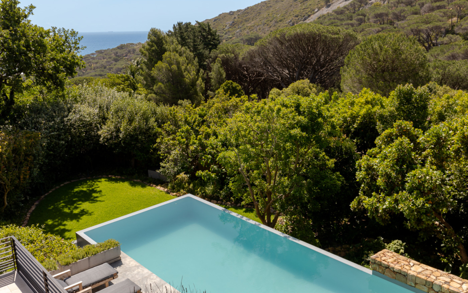 Luxury Cape Town Camps Bay Holiday Villa Le Thallo Pool Lions Head Ocean View