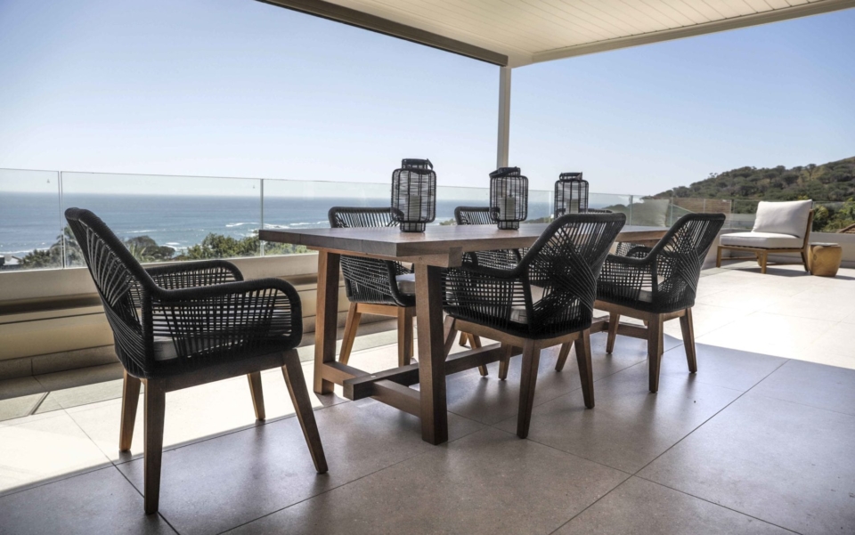 Luxury Cape Town Camps Bay Apartment Dining Outdoor