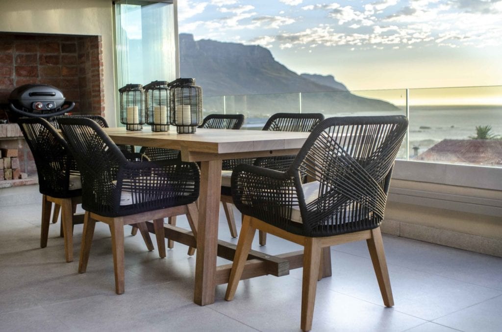 feature02-villa-rental-cape-town-camps-bay-cloud-house