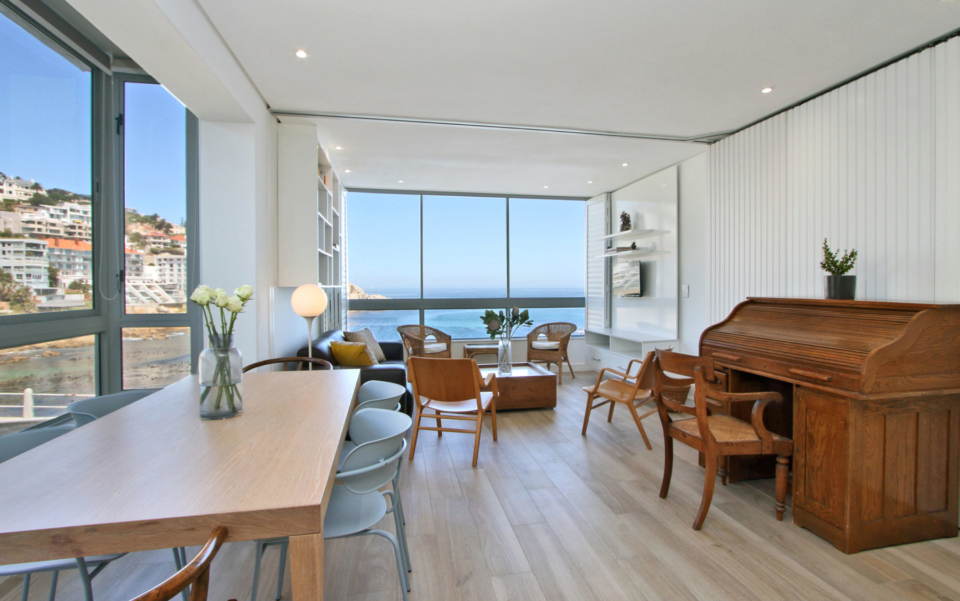 Luxury Cape Town Bantry Bay Apartment Sea Cliff 104 Living 2
