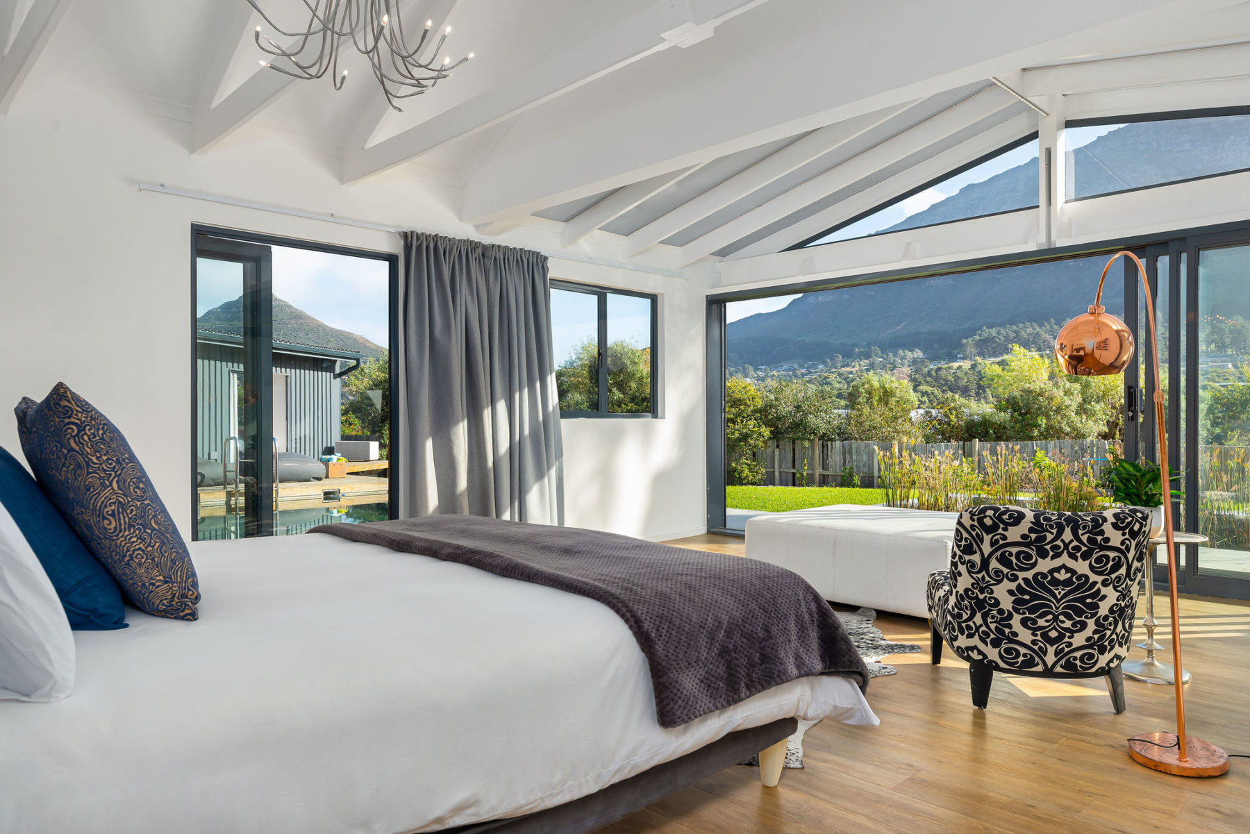 16 Greenacres, Hout Bay