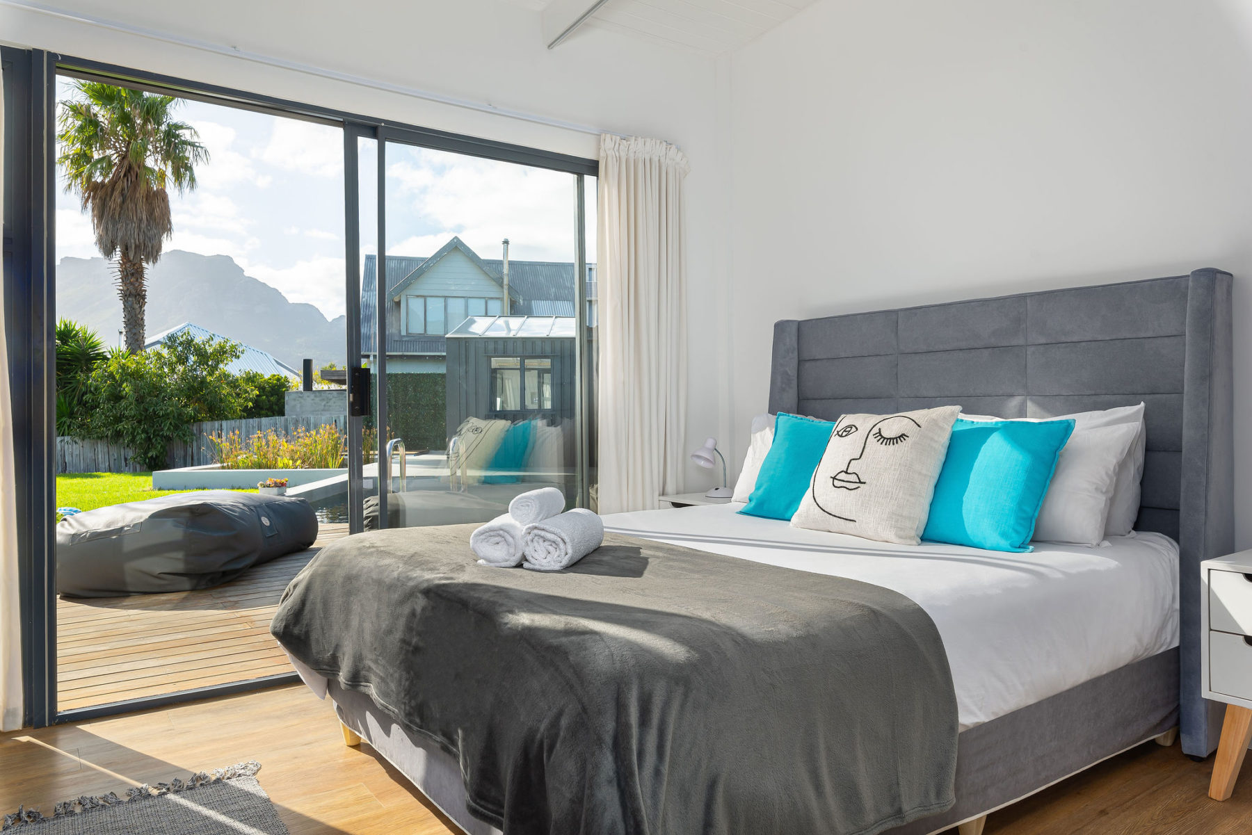 16 Greenacres, Hout Bay
