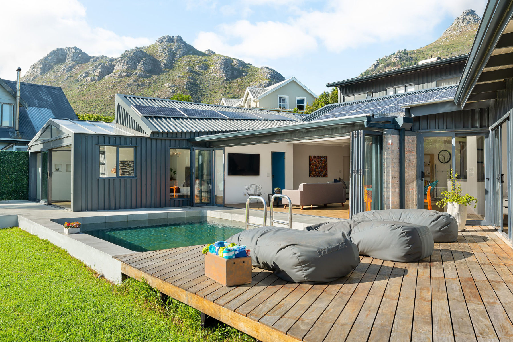 16 Greenacres, Hout Bay
