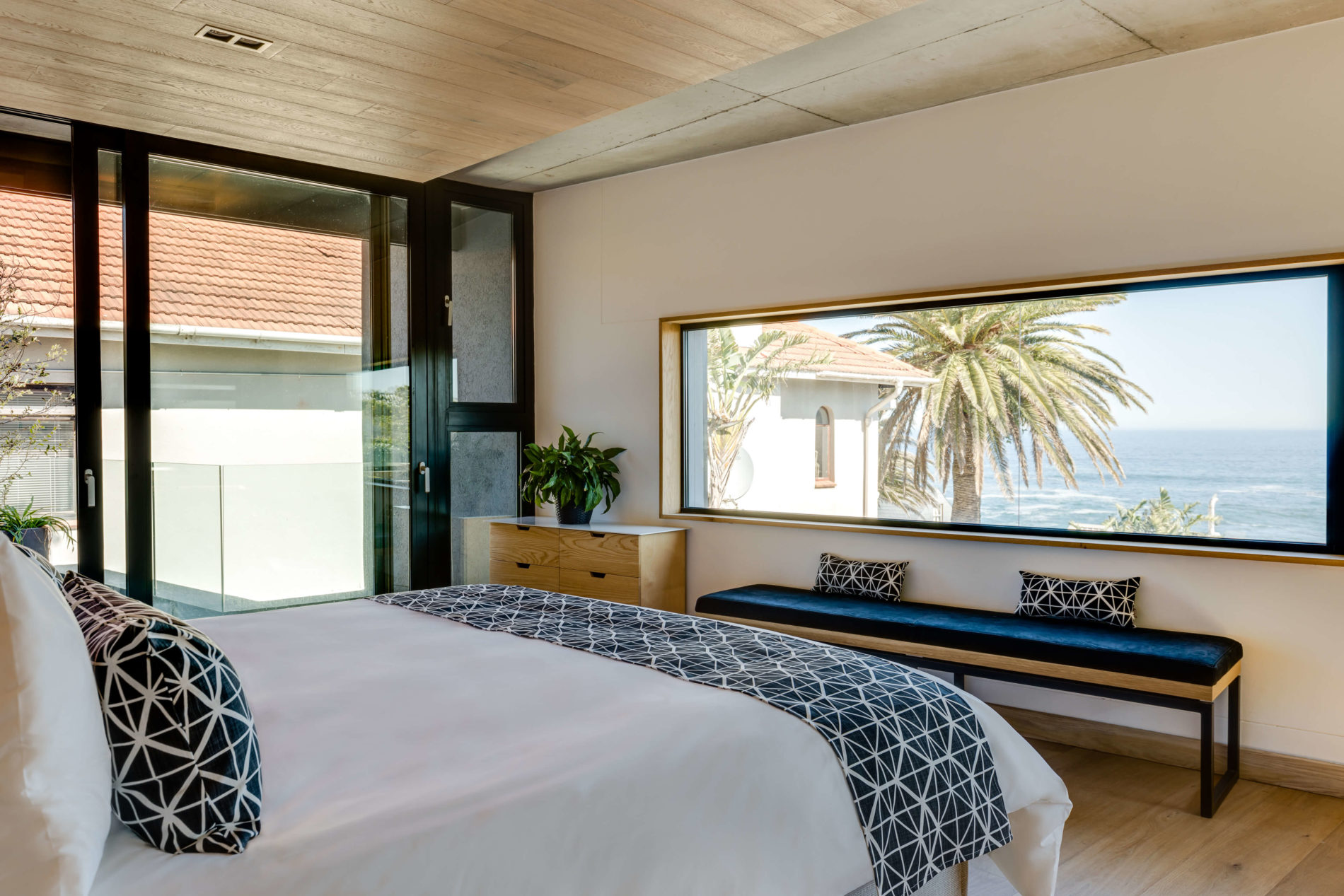 Seasky Villa Management 54 Victoria Hamish Niven Photography Bedroom 1 With Sea Views