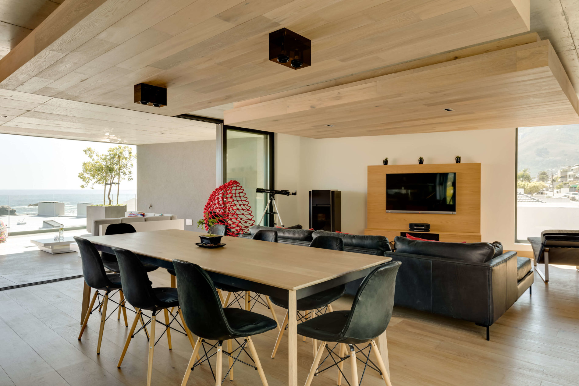 Seasky Villa Management 54 Victoria Hamish Niven Photography Upper Dining