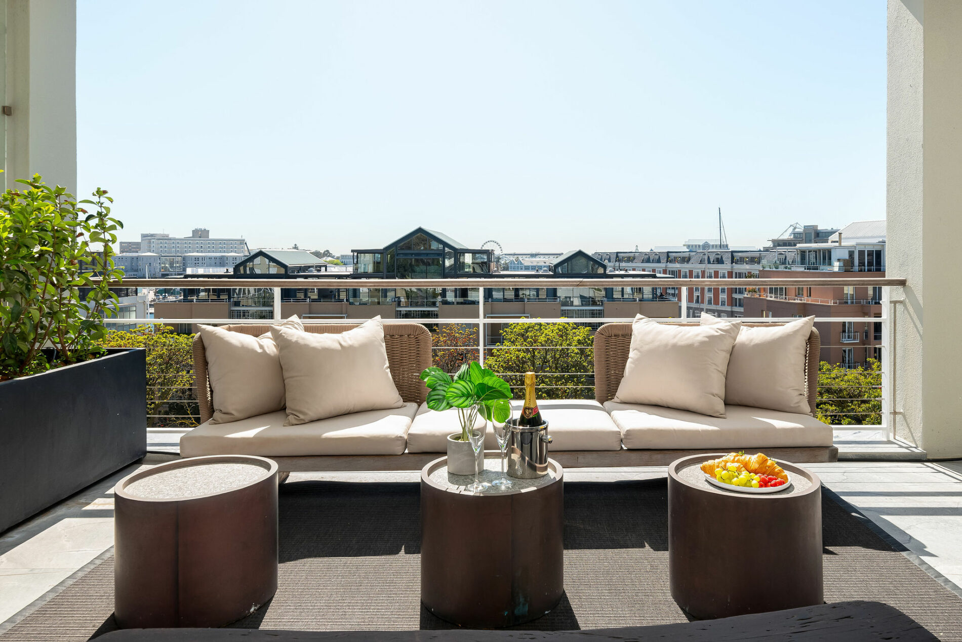 501 Dovenby Balcony