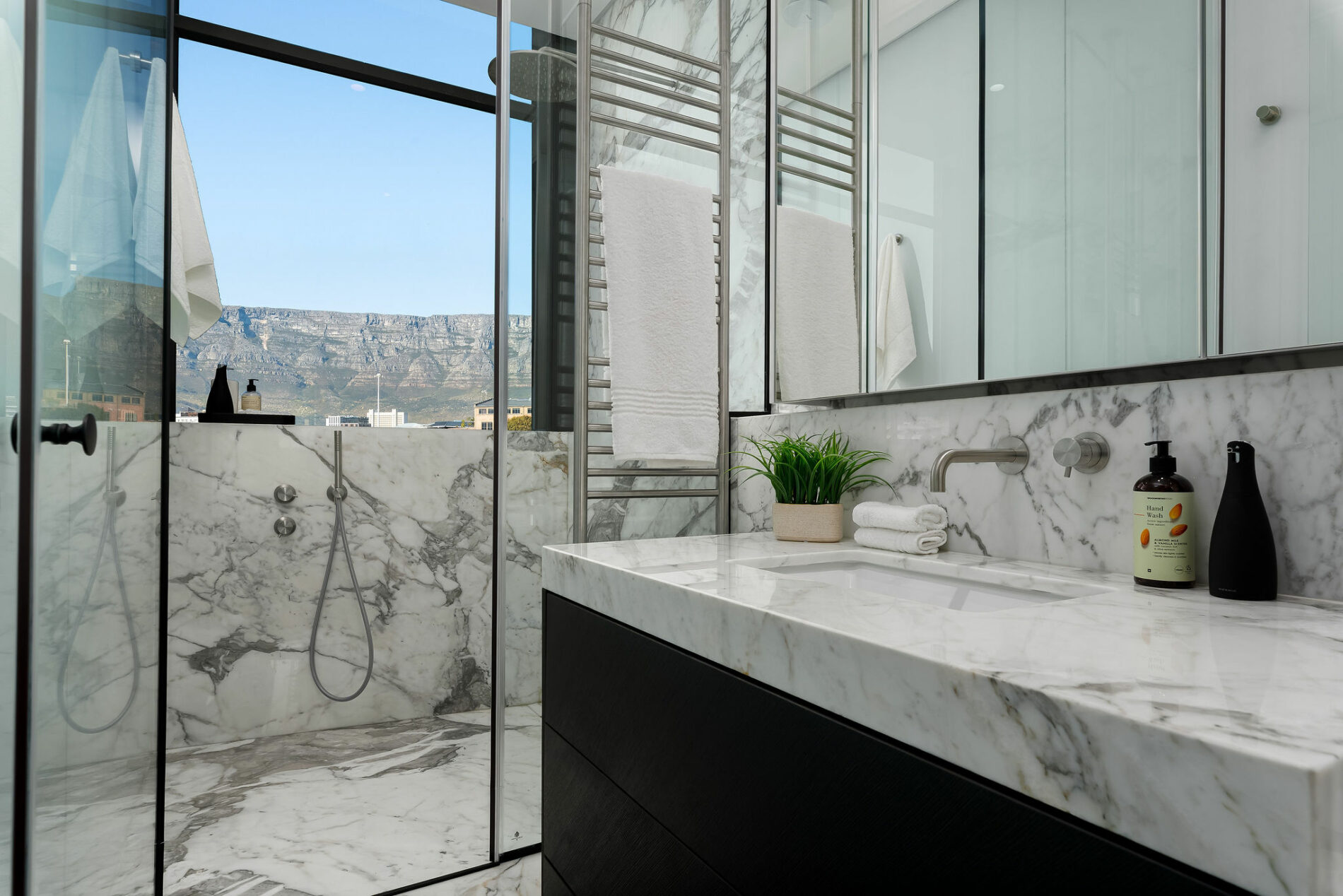 V&a Waterfront Accommodation 601 Dovenby